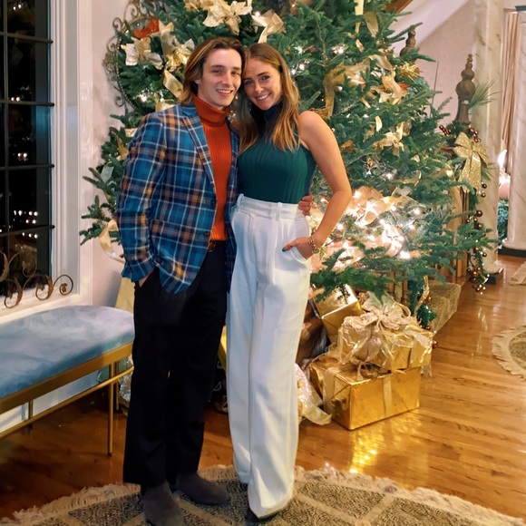 Meet your Posher, Emily - Picture 1 of 1